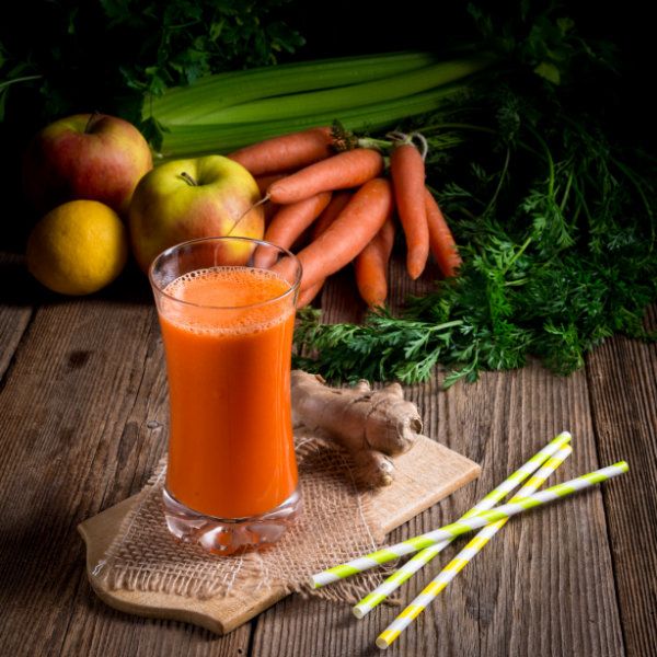 Smoothie mit Karotte und Ingwer