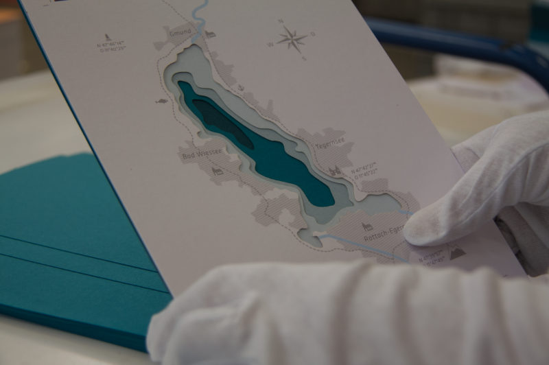 Schatzkarte und Handschuhe