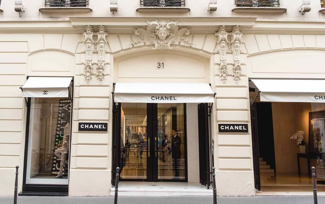 Paris Chanel Shop