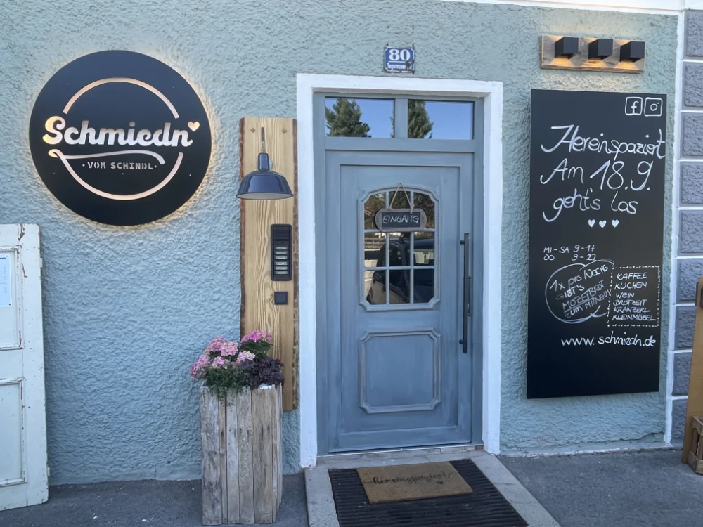 Urgemütliches Café beim Tegernsee – Schmiedn vom Schindl